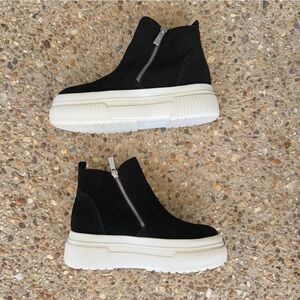 J/Slides Wyona Black Suede Waterproof Wedge Platform Ankle Boots Size 6.5